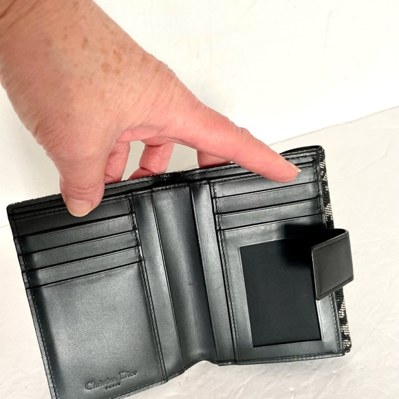 Authentic Dior Saddle wallet - Picture 9 of 16
